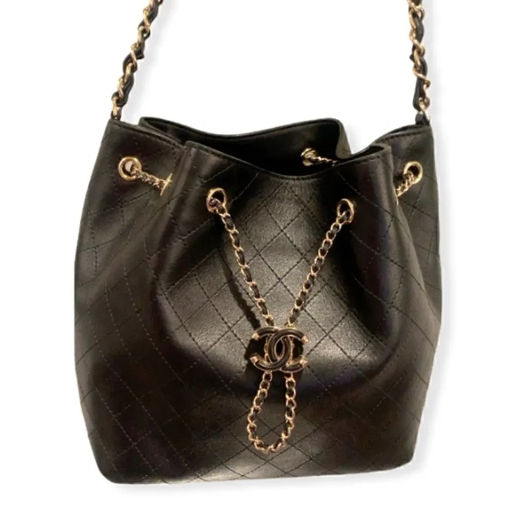 CHANEL Calfskin Stitched Drawstring Bag (Black)